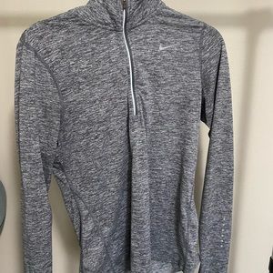 Nike Half Zip